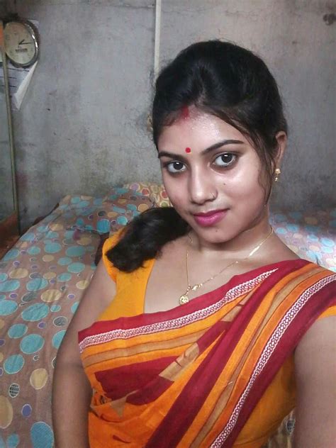 Indian Blowjob Porn Pics & Naked Photos